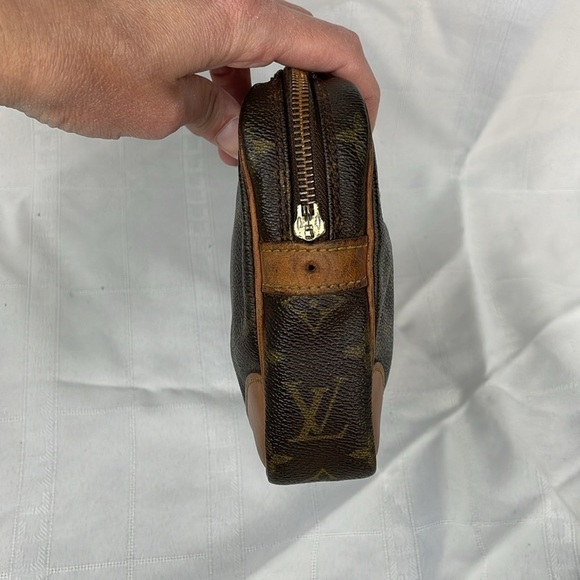 Louis Vuitton Monogram Pochette Pouch Clutch Toiletry Bag - Picture 5 of 17